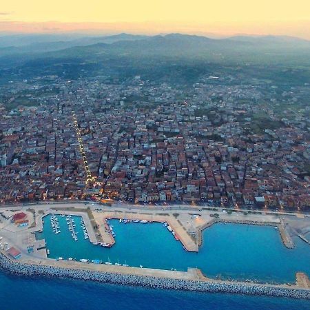 Climatizzato In Centro A 100M Dal Mare Villa Cirò Marina Екстериор снимка