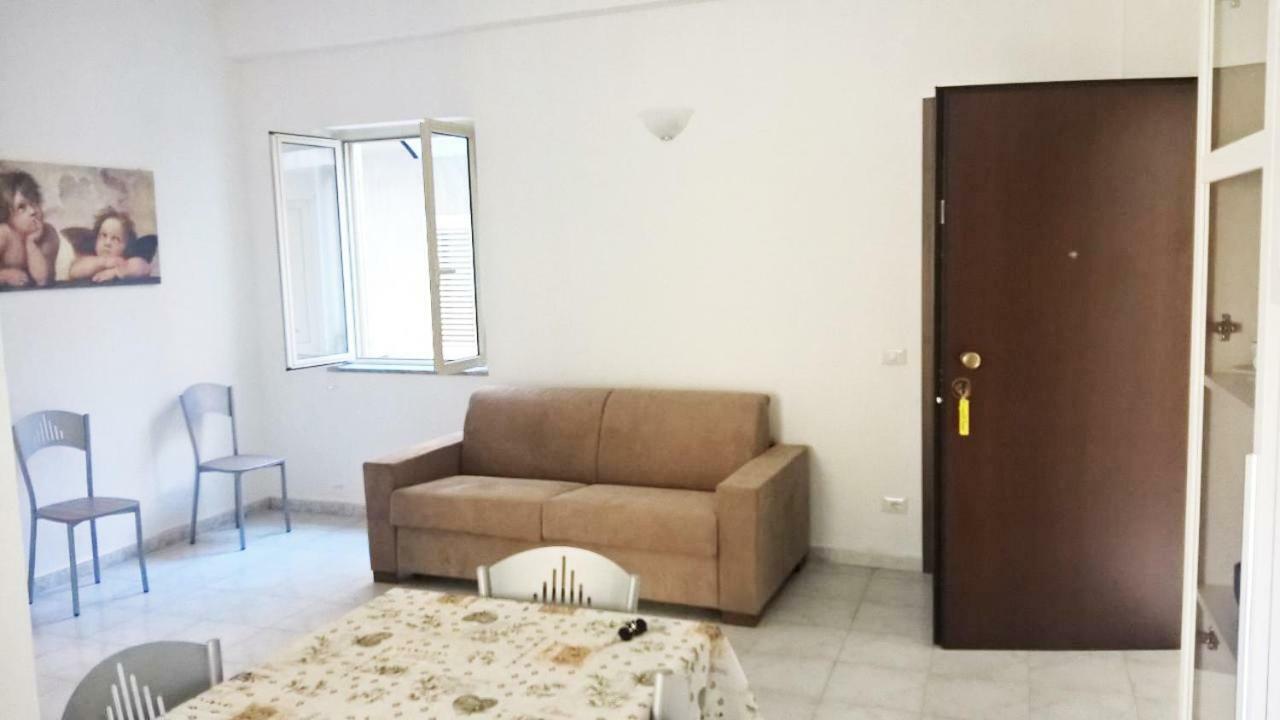 Climatizzato In Centro A 100M Dal Mare Villa Cirò Marina Екстериор снимка