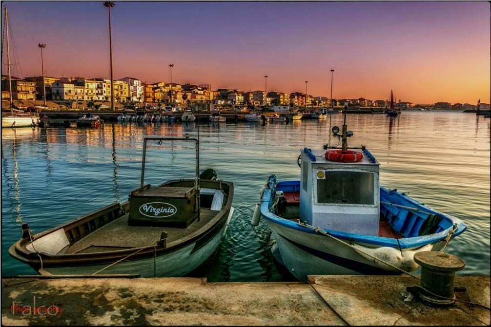 Climatizzato In Centro A 100M Dal Mare Villa Cirò Marina Екстериор снимка