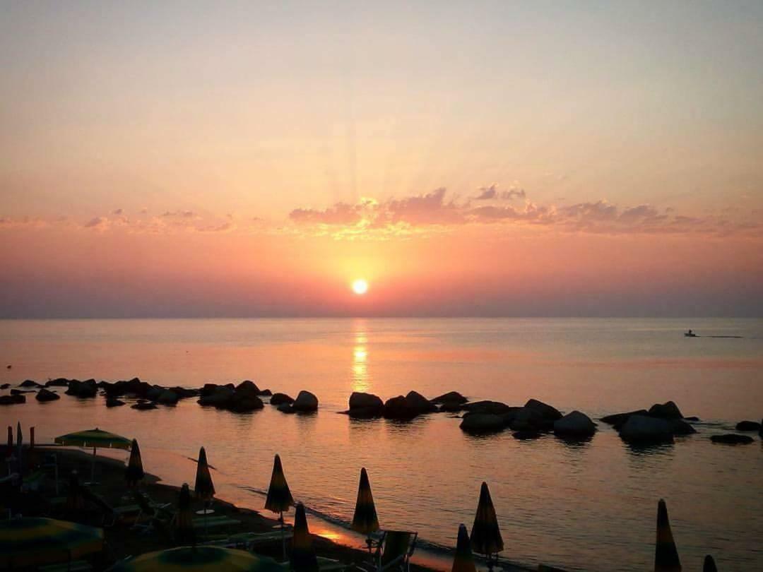 Climatizzato In Centro A 100M Dal Mare Villa Cirò Marina Екстериор снимка