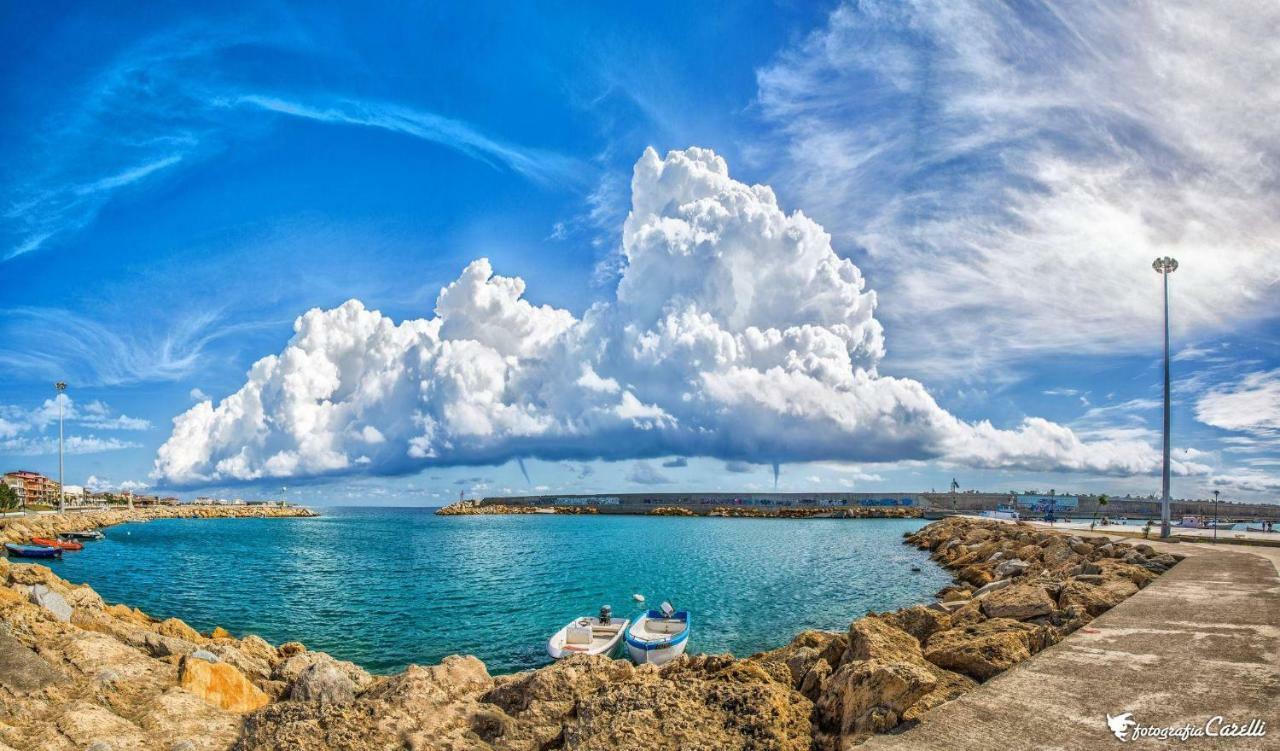 Climatizzato In Centro A 100M Dal Mare Villa Cirò Marina Екстериор снимка